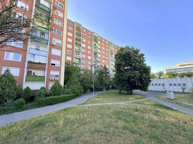 Eladó panellakás, Budapesten, IV. kerületben, Erzsébet utcában