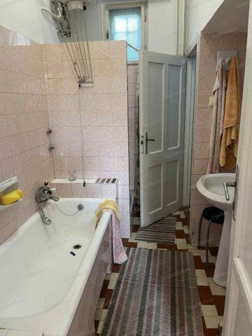 Eladó családi ház, Kecskeméten 63.9 M Ft, 3 szobás