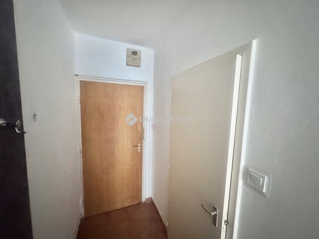 Eladó téglalakás, Budapesten, XIII. kerületben 44 M Ft, 1 szobás