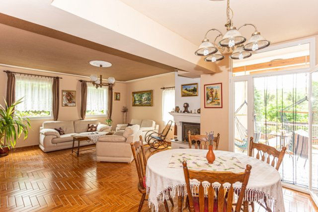 Eladó hotel, Abaligeten 149 M Ft, 8 szobás / költözzbe.hu