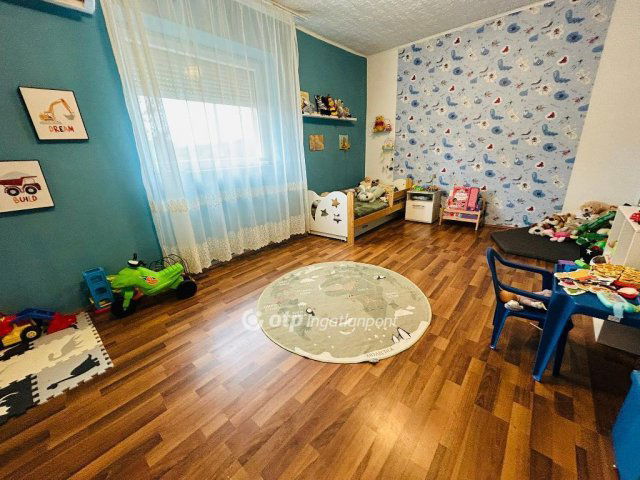 Eladó családi ház, Bujon 24.99 M Ft, 2 szobás