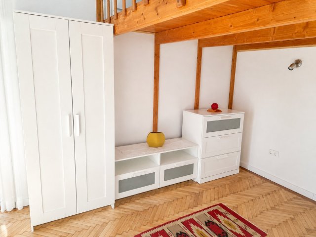 Kiadó téglalakás, albérlet, VII. kerületben, Dembinszky utcában