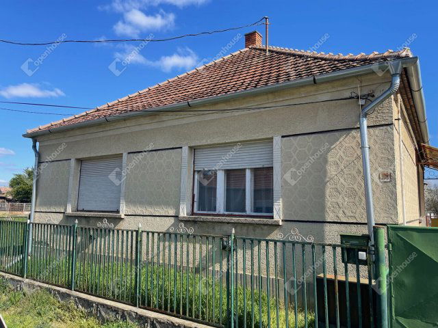 Eladó családi ház, Rábaszentmihályon 27.99 M Ft, 3 szobás