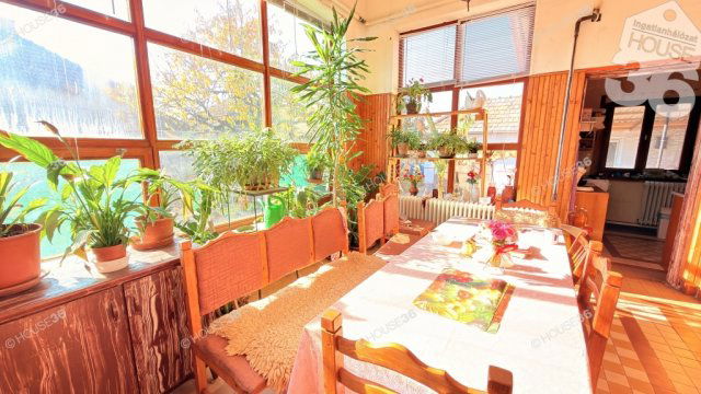 Eladó családi ház, Szentkirályon 59.9 M Ft, 5 szobás