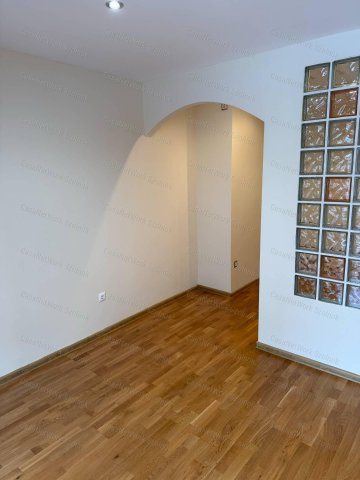 Kiadó téglalakás, albérlet, Szolnokon 120 E Ft / hó, 1+1 szobás