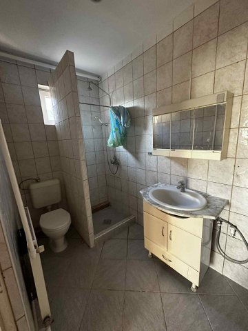 Kiadó családi ház, albérlet, Debrecenben 650 E Ft / hó