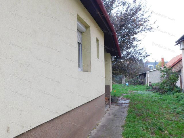 Eladó családi ház, Keszthelyen 59.9 M Ft, 3 szobás