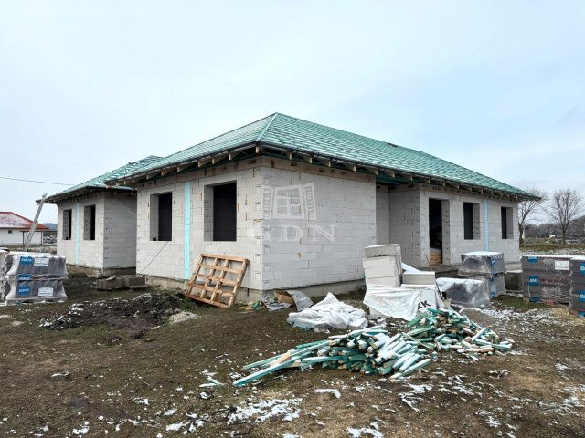 Eladó családi ház, Iszkaszentgyörgyön 79.9 M Ft, 4 szobás