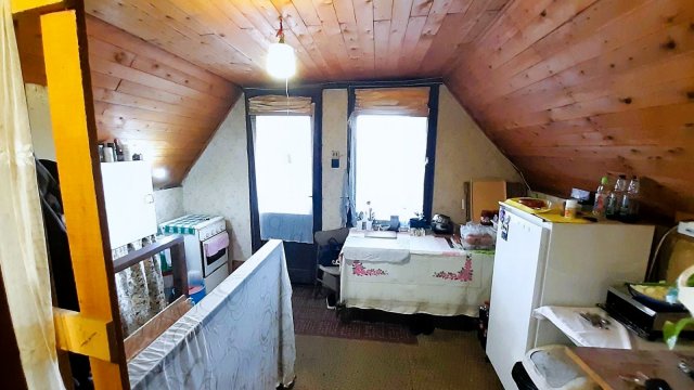 Eladó családi ház, Pilisen 23.9 M Ft, 2 szobás