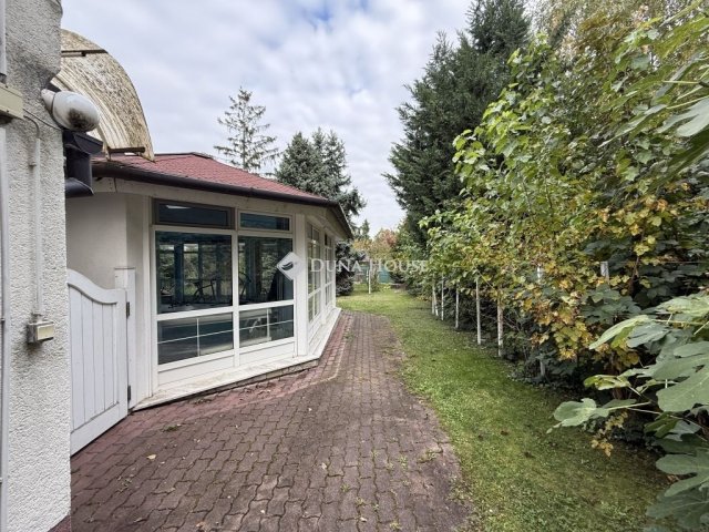 Eladó sorház, Nyergesújfaluban 88 M Ft, 6 szobás
