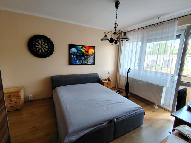 Eladó panellakás, Székesfehérvárott 52.9 M Ft, 2 szobás
