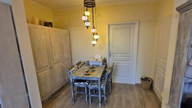 Eladó panellakás, Győrött 54.9 M Ft, 2 szobás