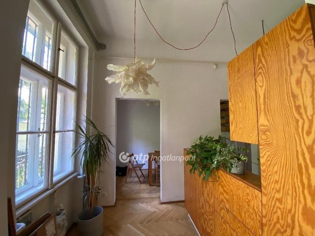 Eladó iroda, Budapesten, I. kerületben 179.9 M Ft, 2 szobás