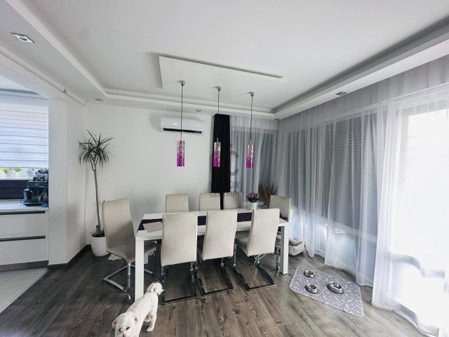 Eladó sorház, Debrecenben 155 M Ft, 6 szobás