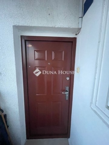 Eladó panellakás, Budapesten, X. kerületben 66.9 M Ft, 3 szobás