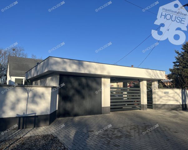 Eladó családi ház, Kecskeméten 110 M Ft, 5 szobás