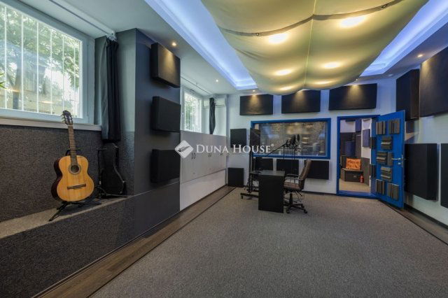 Eladó üzlethelyiség, Budapesten, XI. kerületben 503 M Ft