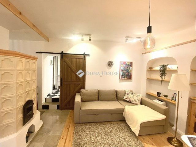 Eladó családi ház, Tahitótfalun 59.9 M Ft, 1 szobás