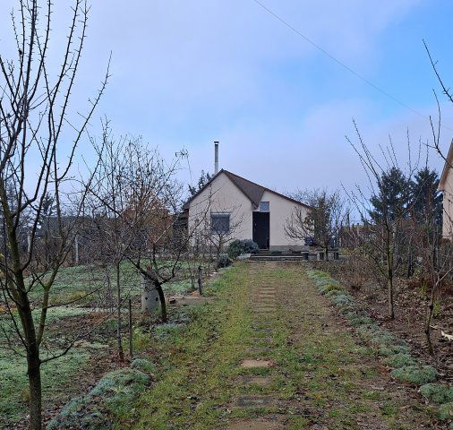 Eladó családi ház, Debrecenben 16 M Ft, 1+1 szobás