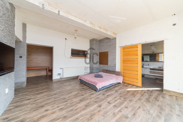 Eladó családi ház, Budapesten, XVI. kerületben 154.9 M Ft