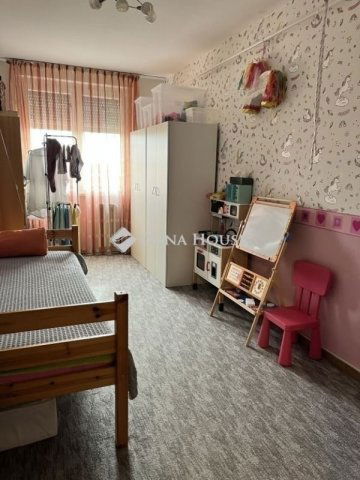 Eladó panellakás, Budapesten, XXI. kerületben 69.9 M Ft, 3 szobás