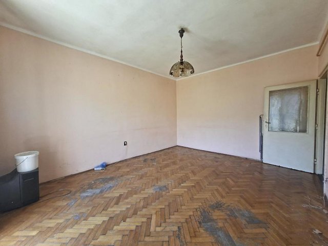 Eladó téglalakás, Budapesten, X. kerületben 41.5 M Ft, 1 szobás