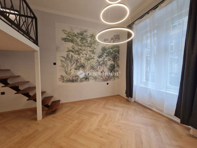 Eladó téglalakás, Budapesten, VII. kerületben 56.9 M Ft