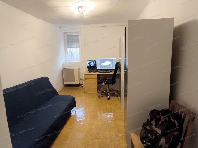 Eladó családi ház, Sümegen 25 M Ft, 2 szobás