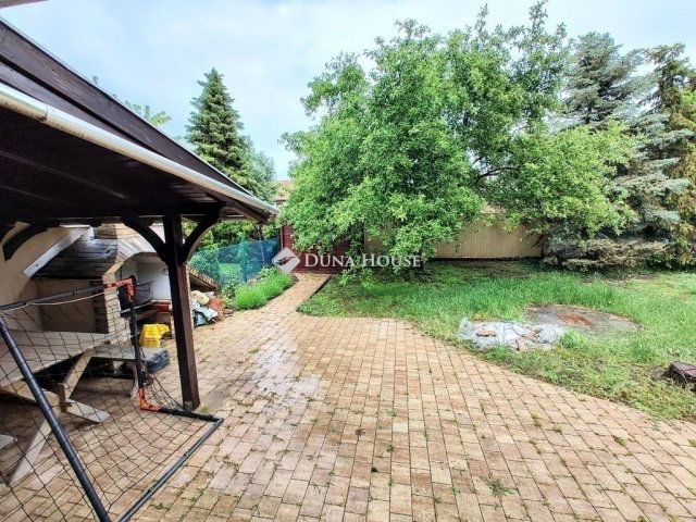 Eladó családi ház, Szegeden 69.9 M Ft, 4 szobás