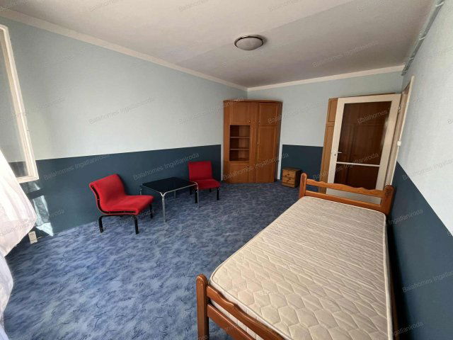 Eladó panellakás, Siófokon 54.9 M Ft, 2 szobás