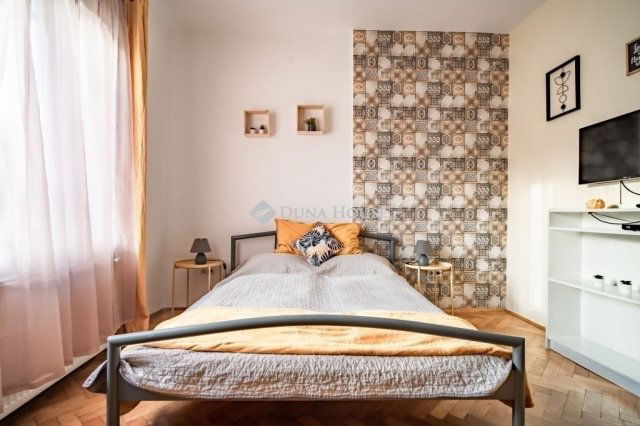 Eladó téglalakás, Budapesten, XI. kerületben 285 M Ft, 6 szobás