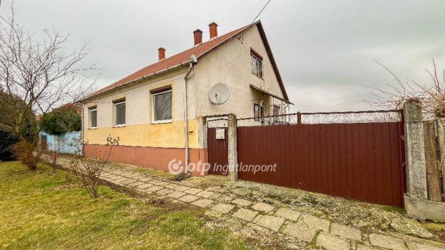 Eladó családi ház, Markotabödögén 49.8 M Ft, 4 szobás