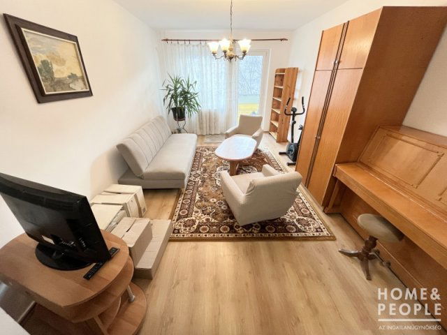 Kiadó téglalakás, albérlet, Szegeden 160 E Ft / hó, 2 szobás