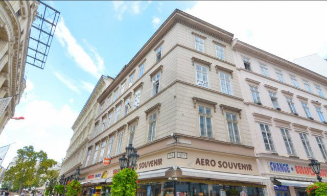 Eladó téglalakás, Budapesten, V. kerületben 74.9 M Ft