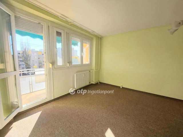 Kiadó panellakás, albérlet, Kecskeméten 130 E Ft / hó, 1 szobás