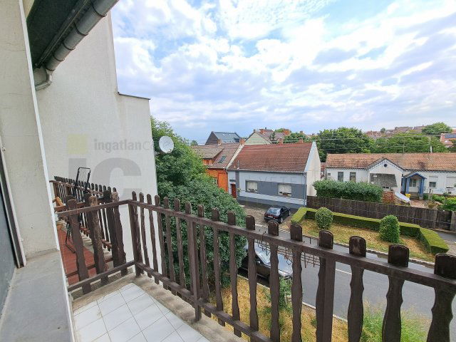 Kiadó téglalakás, albérlet, Szegeden 120 E Ft / hó, 1 szobás