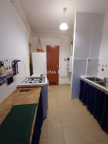 Eladó téglalakás, Pécsett 44.5 M Ft, 2 szobás