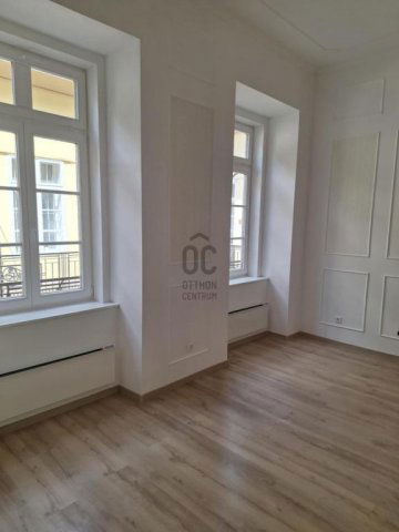 Eladó téglalakás, Budapesten, V. kerületben 225 M Ft, 4 szobás