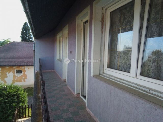 Eladó családi ház, Csákánydoroszlón 69 M Ft, 5 szobás