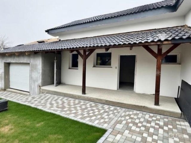 Eladó családi ház, Fóton 99.5 M Ft, 4+1 szobás