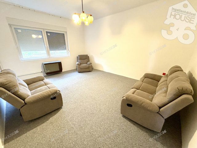 Eladó családi ház, Kecskeméten 52.2 M Ft, 3 szobás