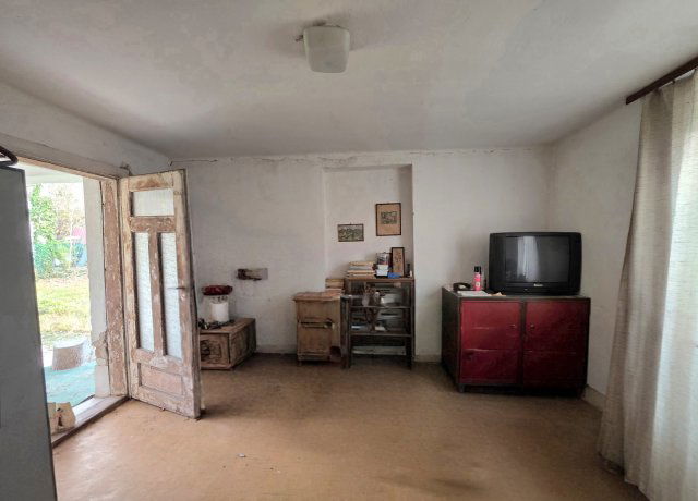 Eladó nyaraló, Pócsmegyeren 28.9 M Ft, 3 szobás