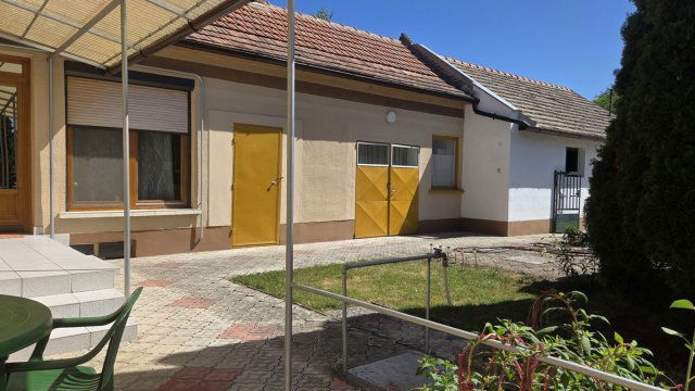 Eladó családi ház, Csátalján 25.9 M Ft, 3 szobás
