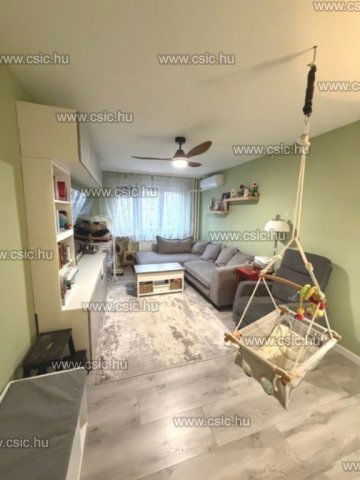 Eladó panellakás, Budapesten, III. kerületben 71.9 M Ft, 2 szobás