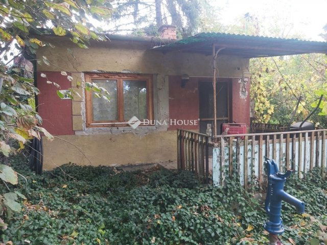 Eladó nyaraló, Ráckevén 6 M Ft, 1 szobás / költözzbe.hu