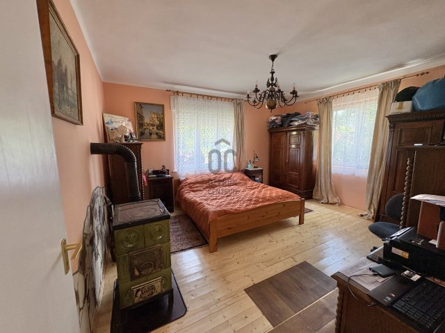 Eladó családi ház, Pusztaapátin 21.9 M Ft, 2 szobás