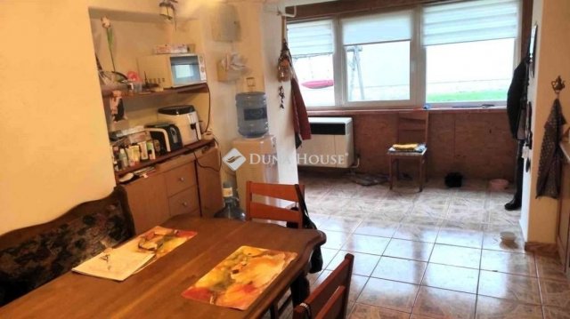 Eladó családi ház, Mohácson 53 M Ft, 5 szobás