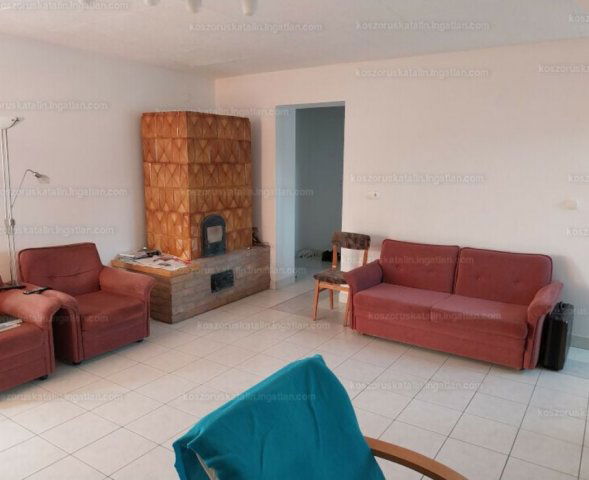 Eladó családi ház, Rezin 84 M Ft, 8 szobás