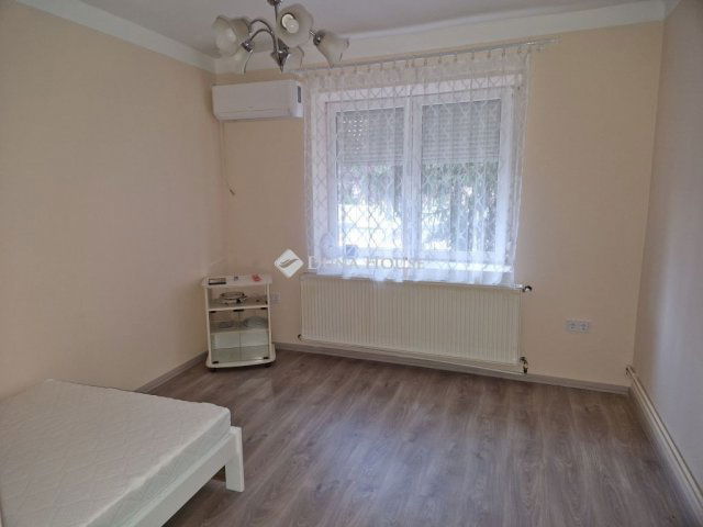 Eladó családi ház, Monoron 84 M Ft, 6 szobás