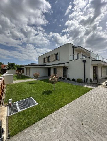 Eladó téglalakás, Sárbogárdon 61.95 M Ft, 1+2 szobás